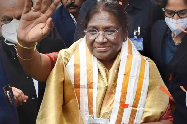 President Droupadi Murmu congratulated on the auspicious occasion of Raksha Bandhan