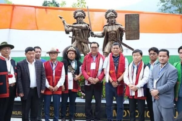 Chowna Mein opens the 1894 Mirem Batum Lingkang War Memorial in Adi Pasi