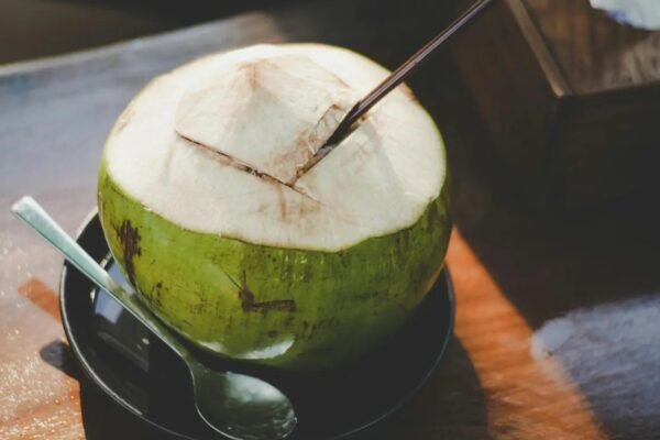 Know the daily intake limitation of coconut water