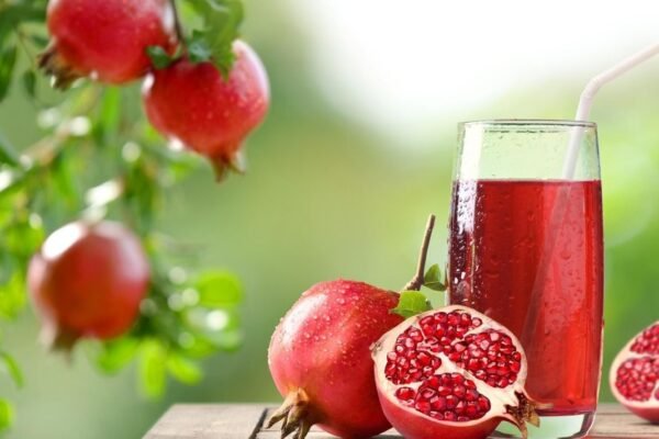 Know the benefits of eating Pomegranate daily